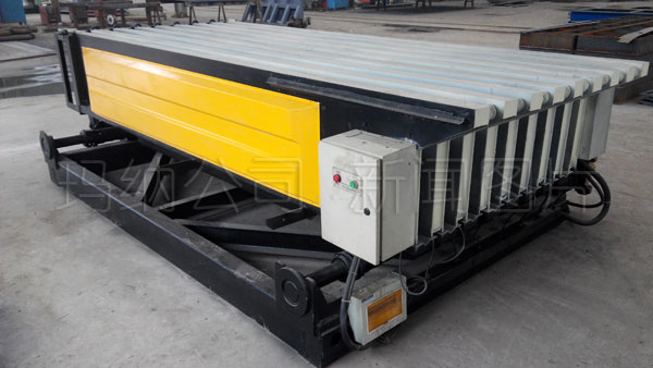 不漏漿石膏墻板機M01圖片 不漏漿石膏墻板機M01圖片