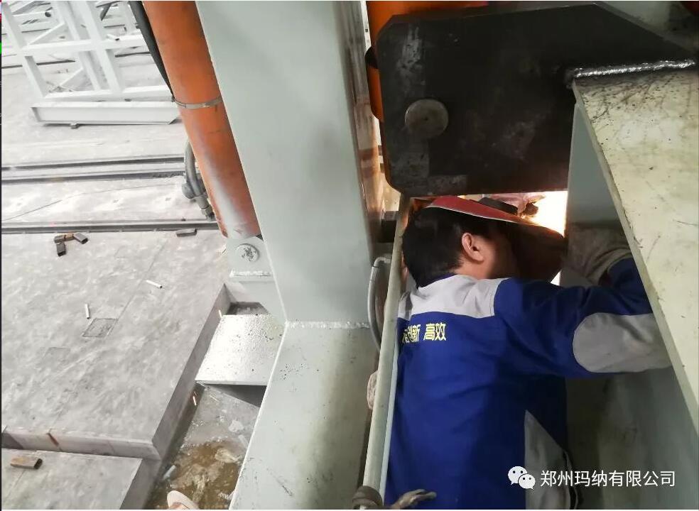 PC構(gòu)件生產(chǎn)線安裝現(xiàn)場 PC構(gòu)件生產(chǎn)線安裝現(xiàn)場